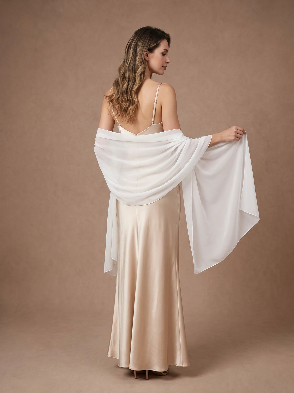 Étole blanche en mousseline pour mariage