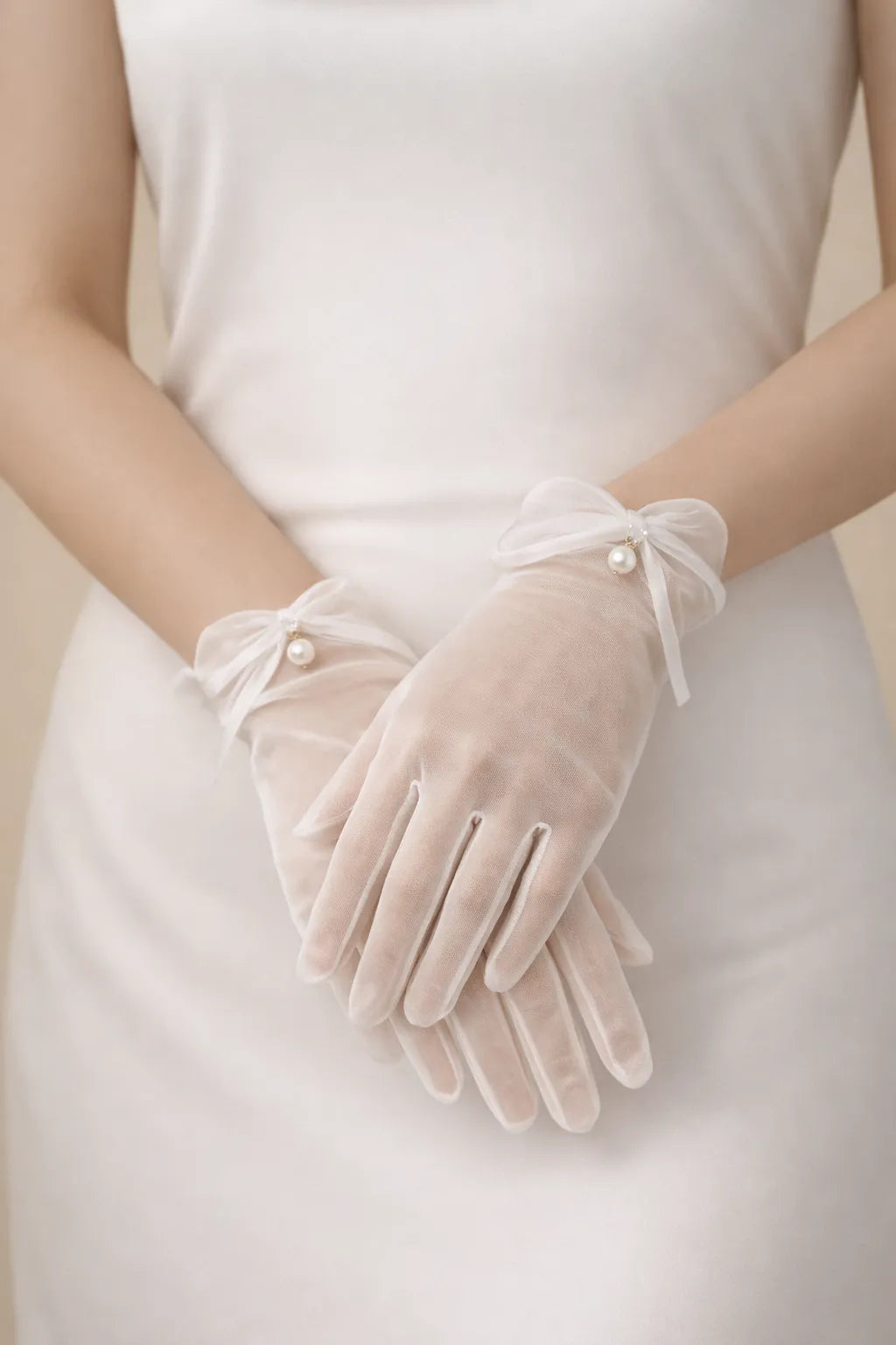 Gants de mariée transparent