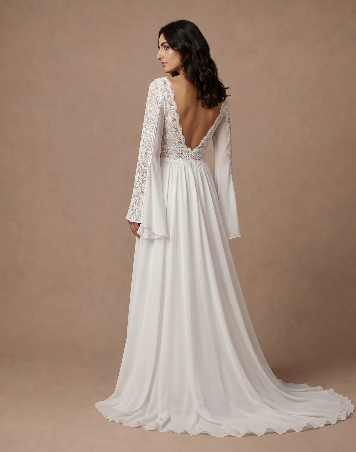 Robe de mariée droite longue en dentelle à manches longues