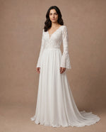 Robe de mariée droite longue en dentelle à manches longues