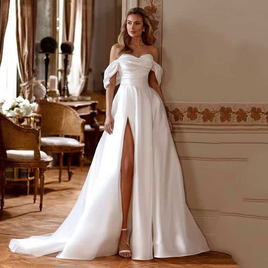 Robe de mariée simple et fluide