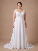 Robe de mariée fluide grande taille en dentelle florale