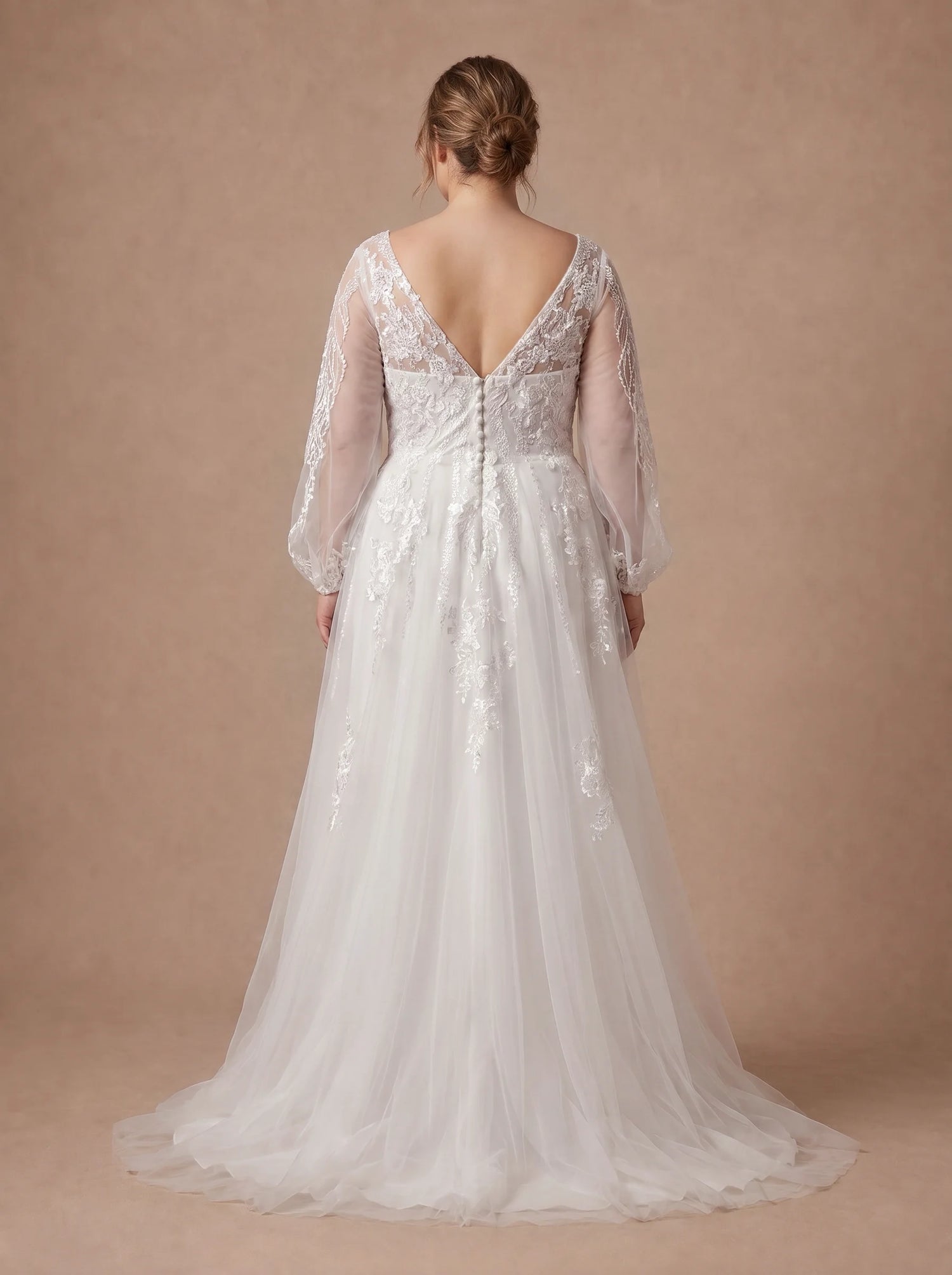Robe de mariée Grande Taille avec Manches et Dos en V