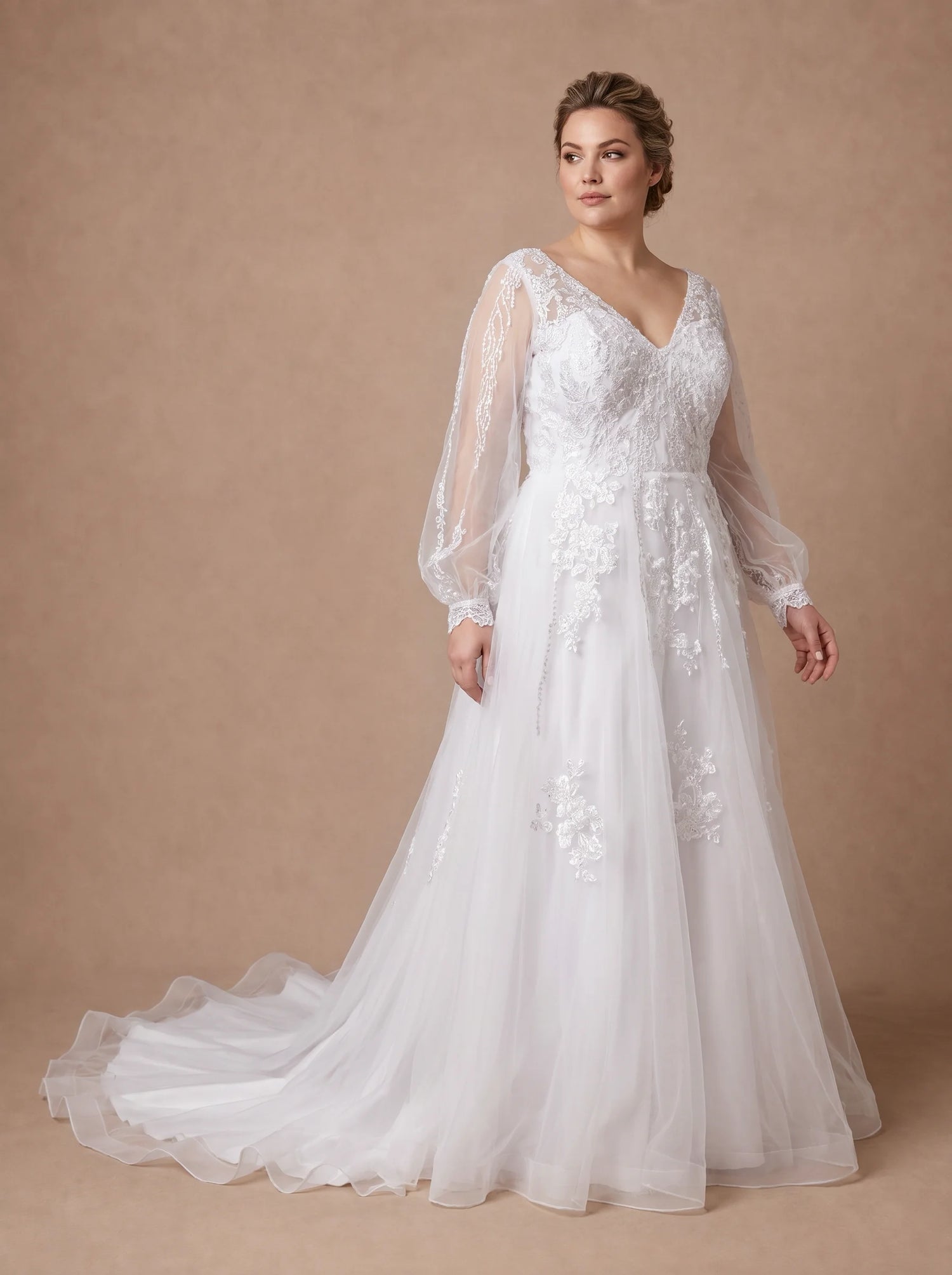 Robe de mariée Grande Taille avec Manches et Dos en V