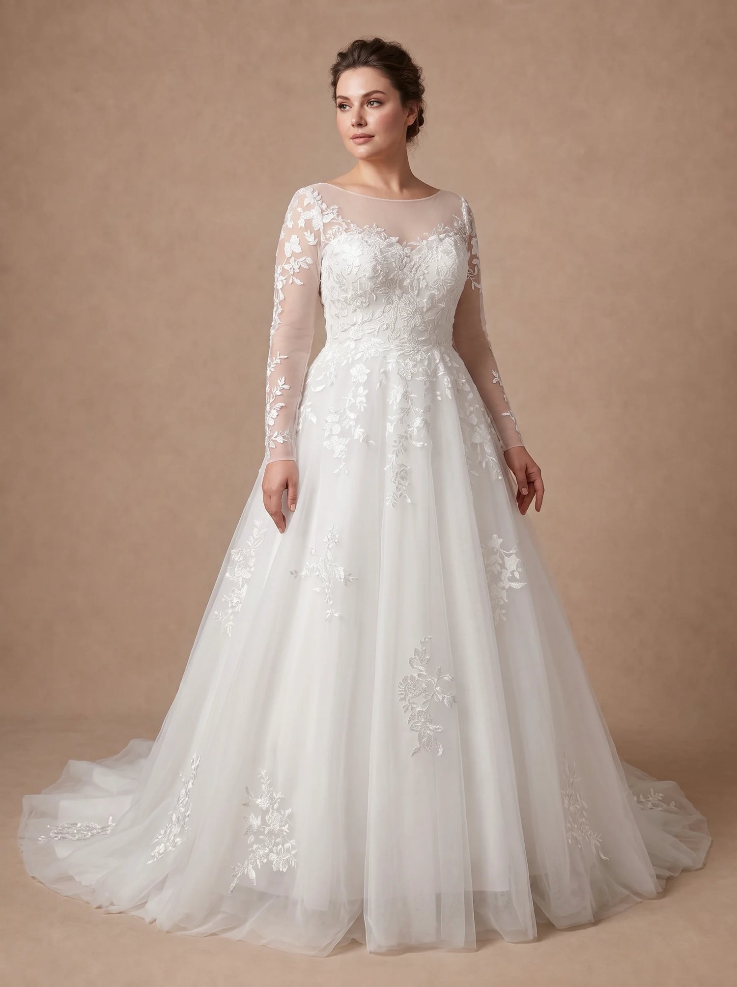 Robe de mariée manche longue grande taille en dentelle