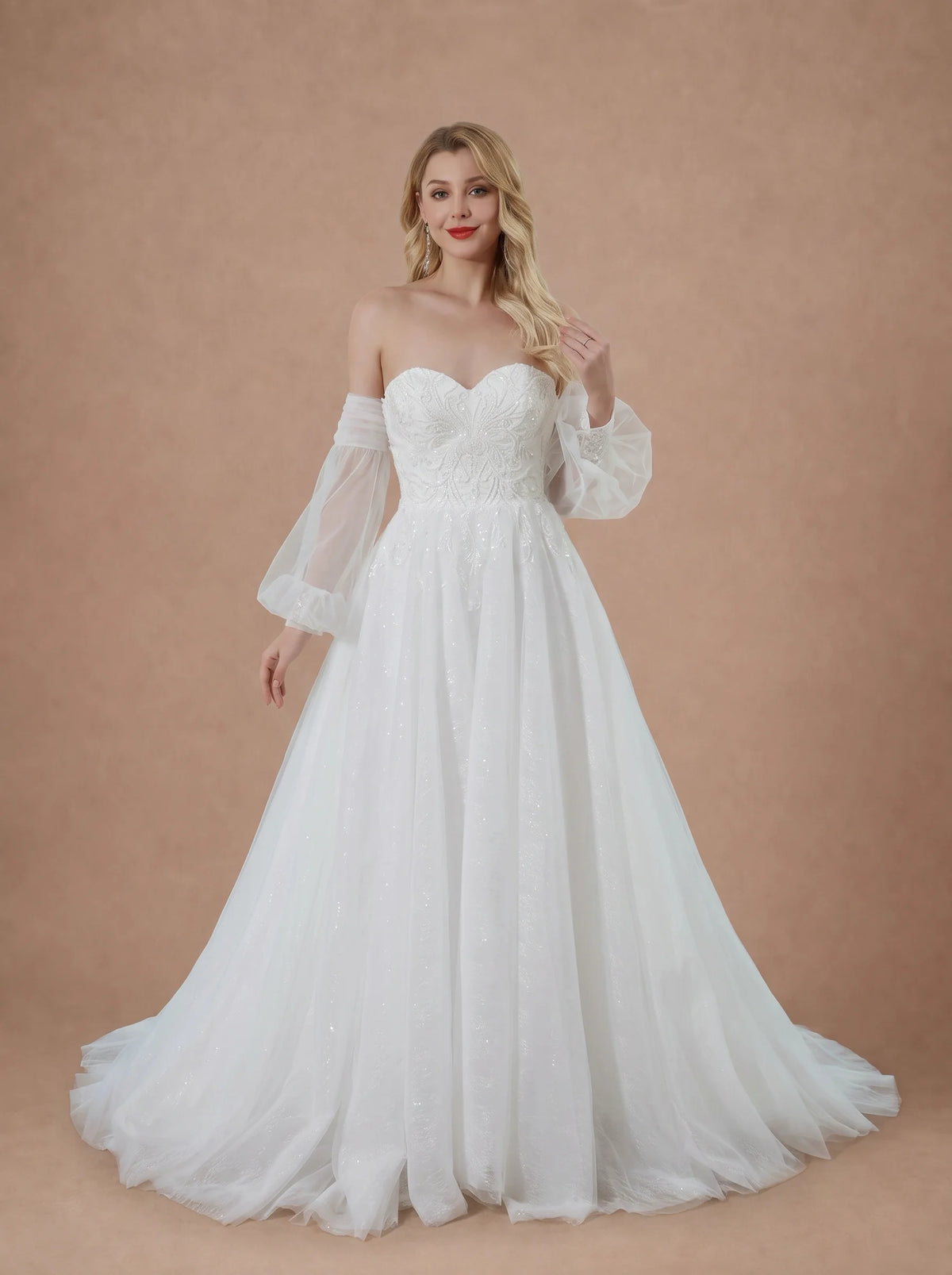 Robe de mariée bustier en tulle avec manches amovibles