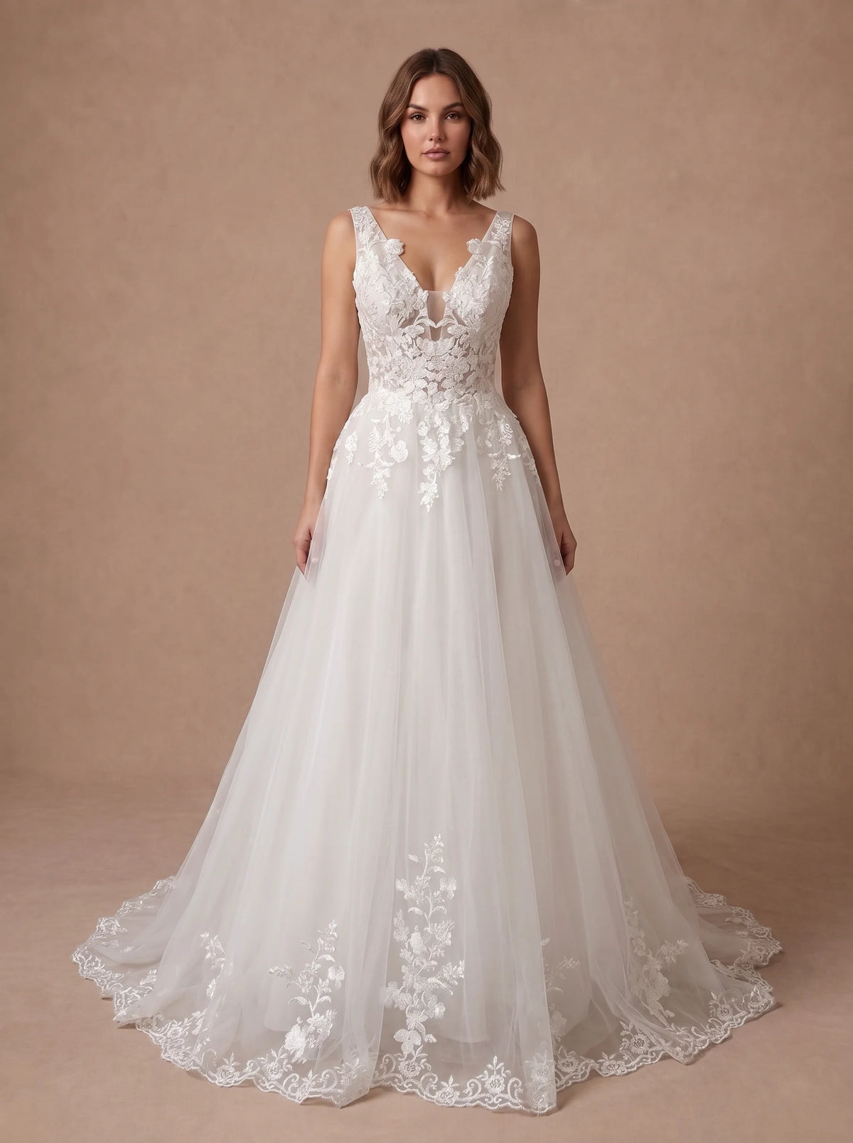 Robe de mariée moderne en dentelle