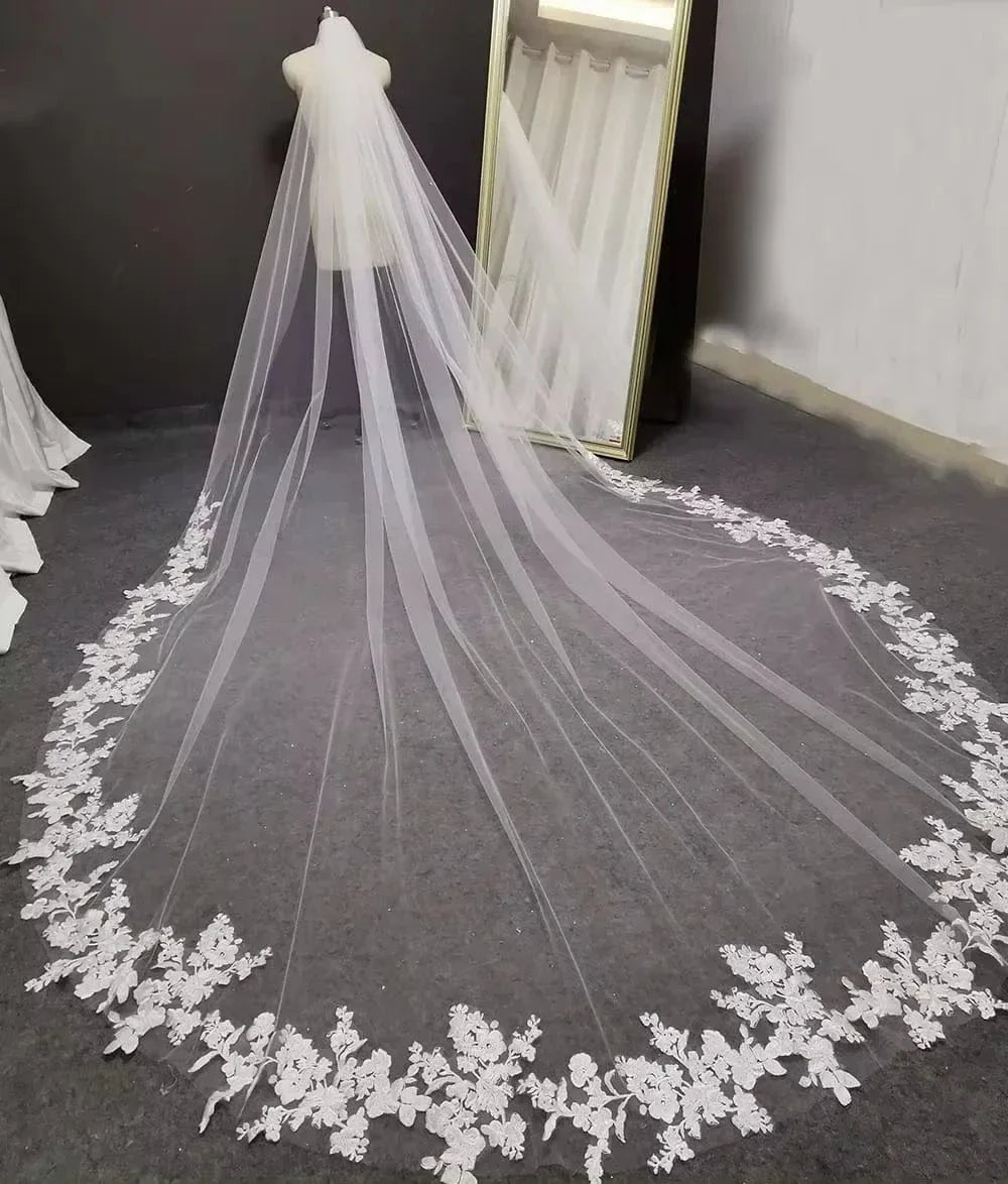 Voile de Mariee Long en Dentelle vue de face