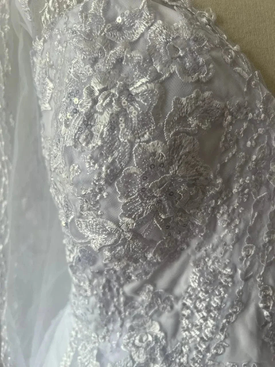 Robe de mariée grande taille toulouse – vue détaillée