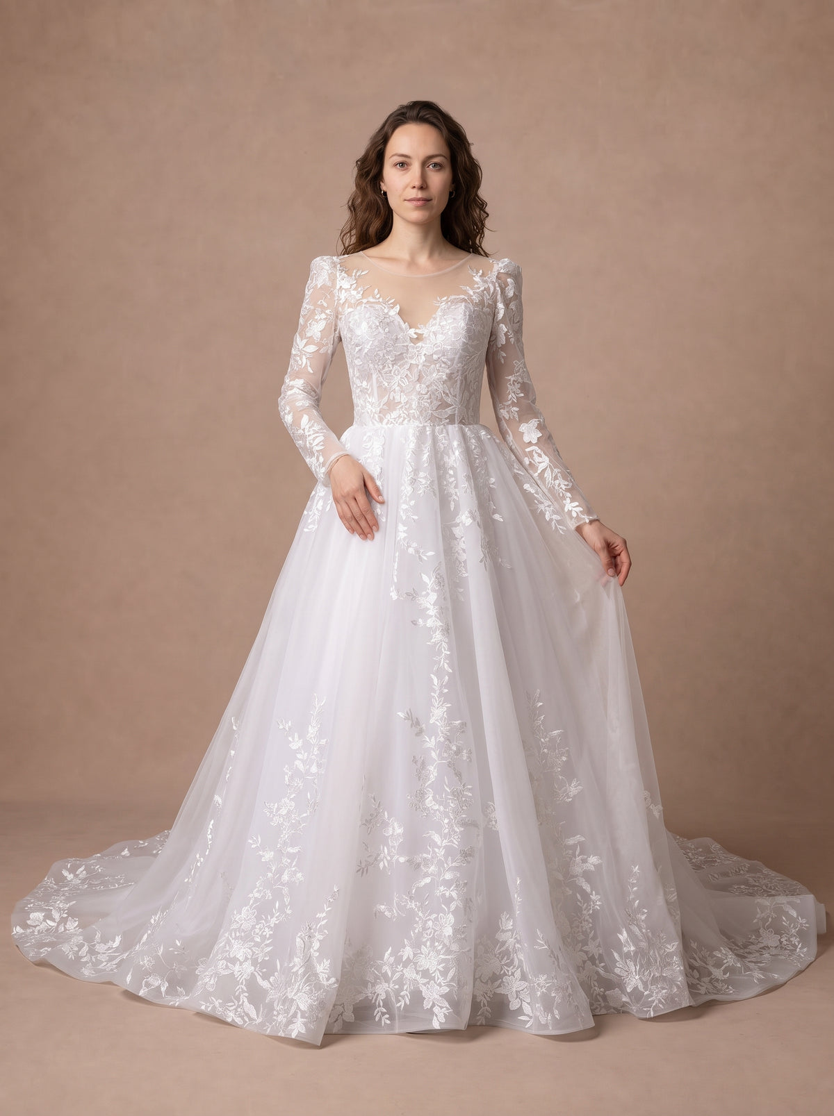Robe de mariée bohème à manches longues — Modèle — face