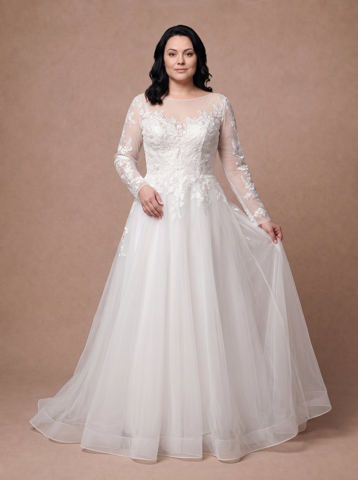 Robe de mariée grande taille pas cher style princesse en dentelle — Modèle — face