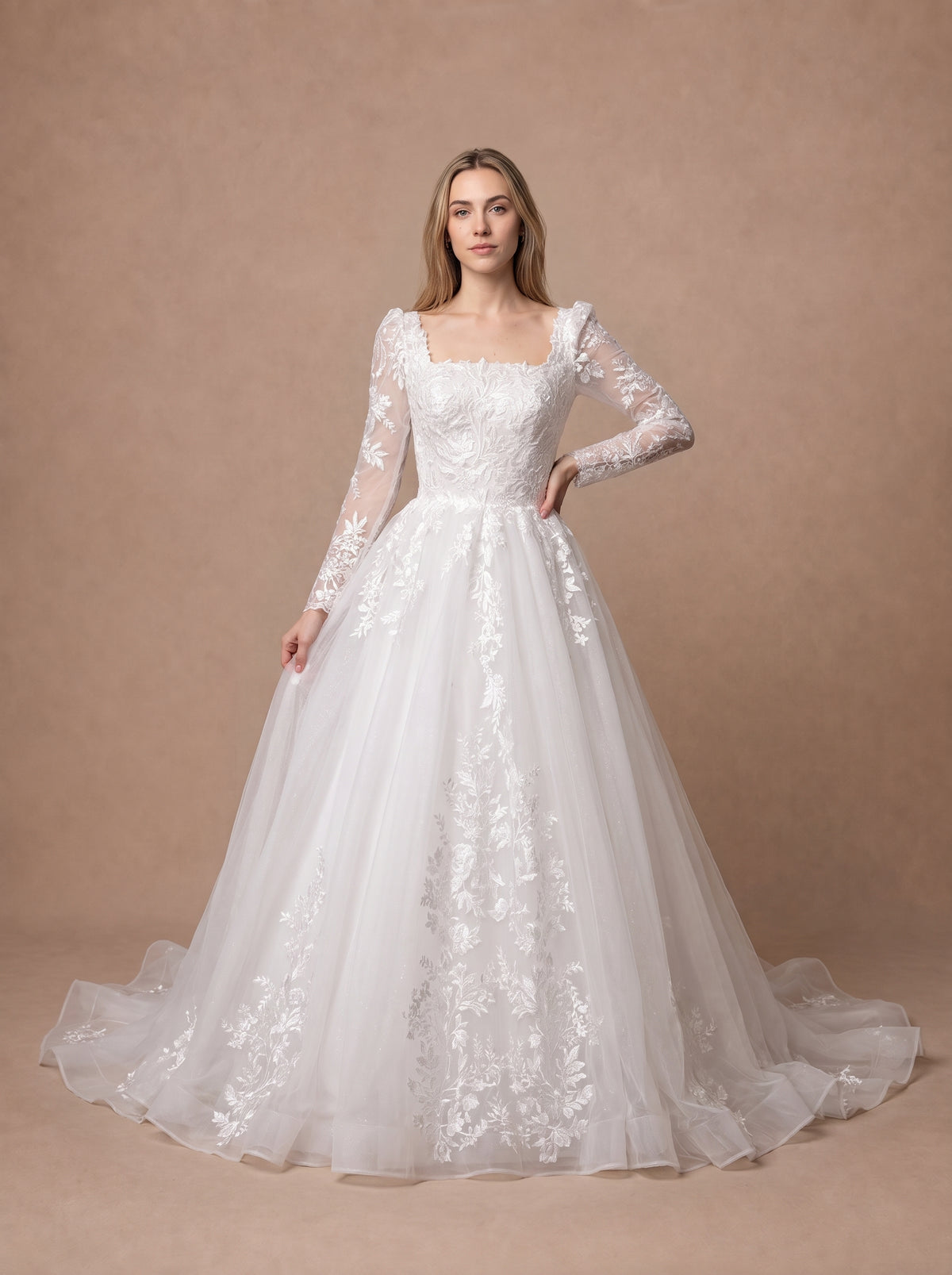 Robe de mariée champêtre esprit nature — Modèle — face