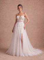 Robe de mariée chic de plage en tulle à bustier floral — Modèle — face