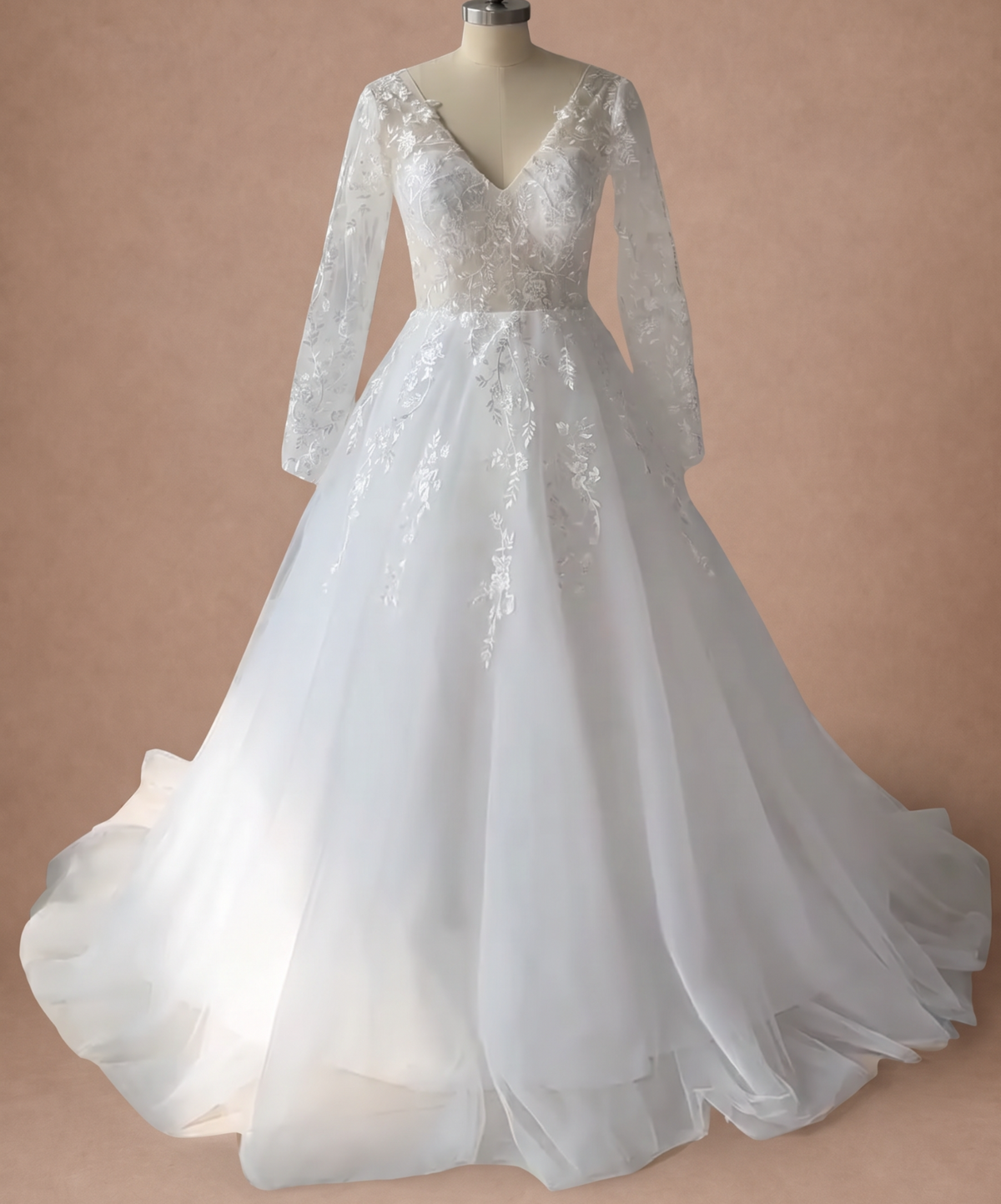 Robe de mariée trapèze rétro bohème à manches longues — Mannequin — face entière