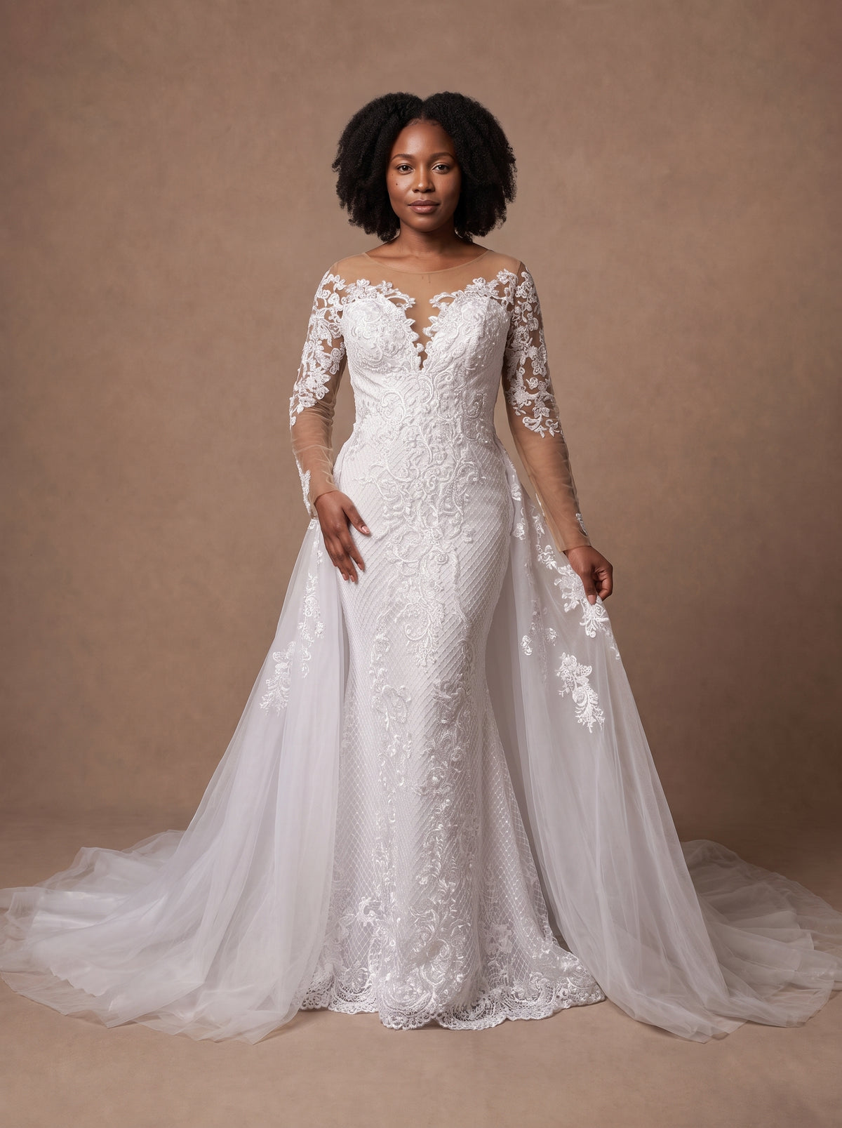 Robe de mariée sirène africaine en dentelle à manches longues — Modèle — face