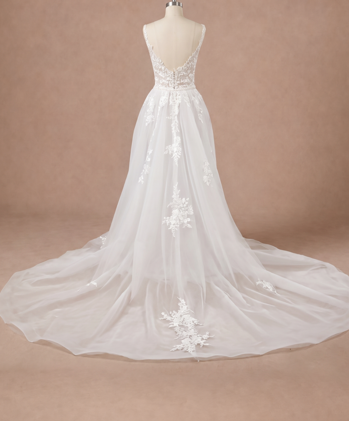 Robe de mariée sirène bohème à traîne amovible en dentelle florale — Mannequin — dos entier