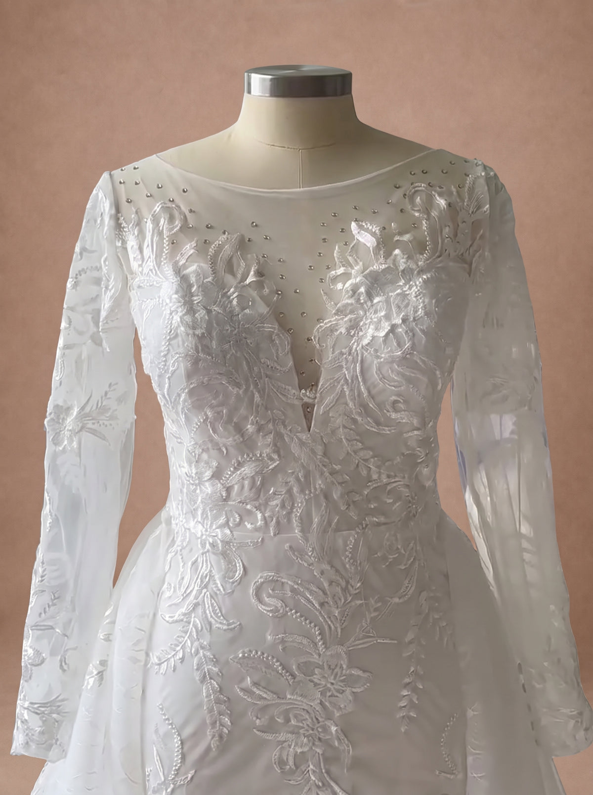 Robe de mariée Sirène Princesse — Mannequin — détail buste