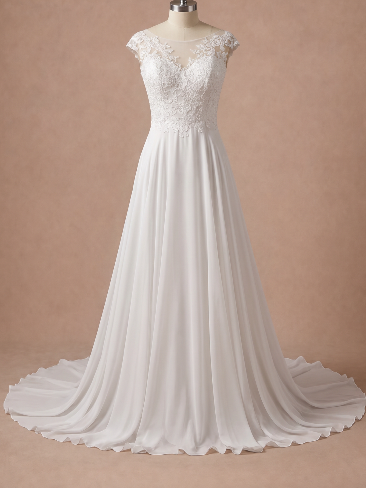 Robe de mariée style bohème en dentelle et mousseline — Mannequin — face entière