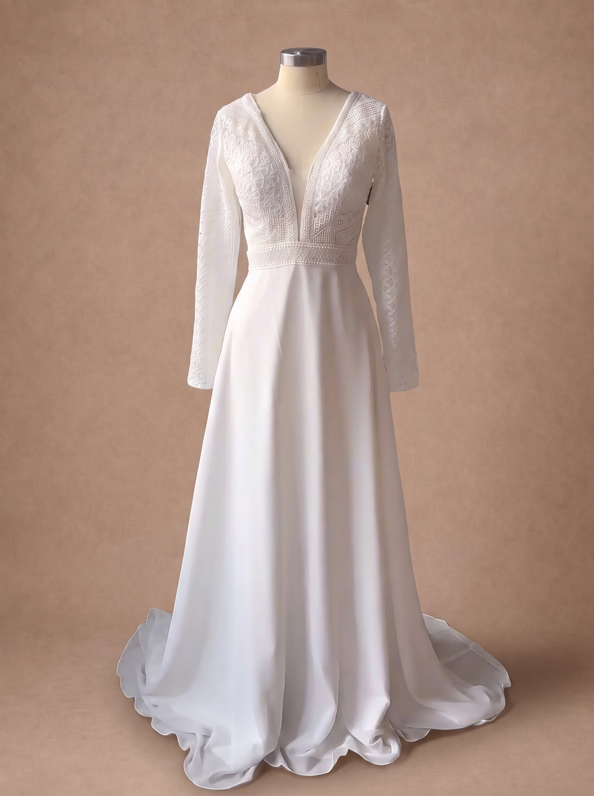 Robe de mariée vintage romantique — Mannequin — face entière