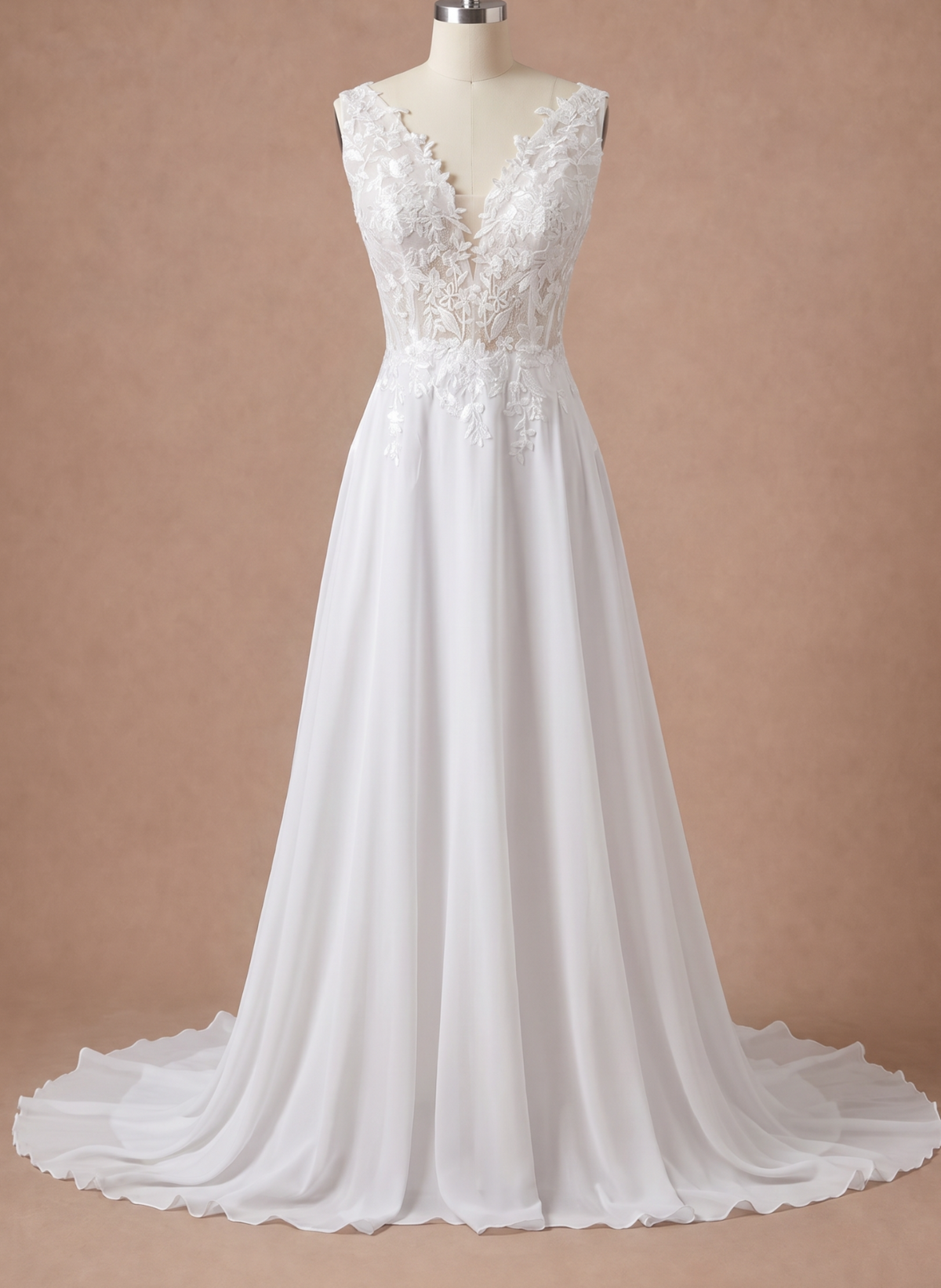 Robe de mariée civile grande taille fluide en dentelle — Mannequin — face entière